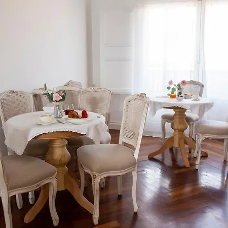Couette-café Dimora Sinibaldi 2*