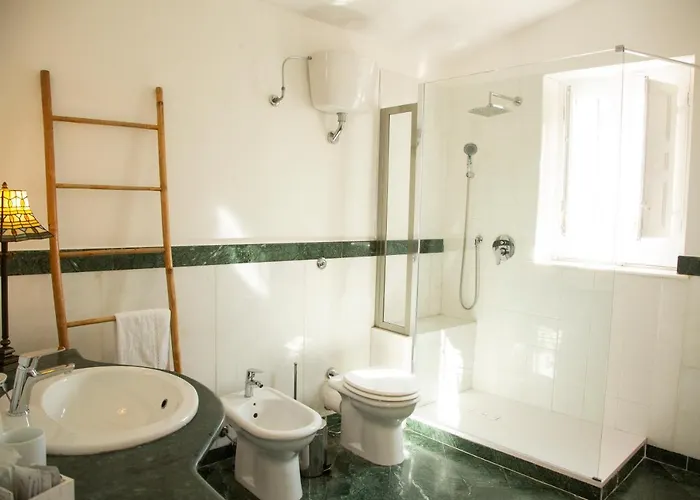 Dimora Sinibaldi 4*