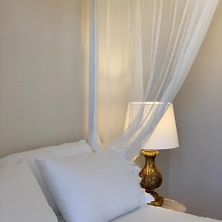 فندق مبيت وإفطار Dimora Sinibaldi باليرمو