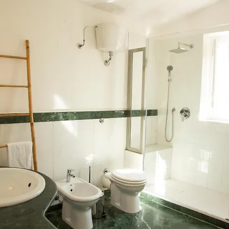 Dimora Sinibaldi 4*