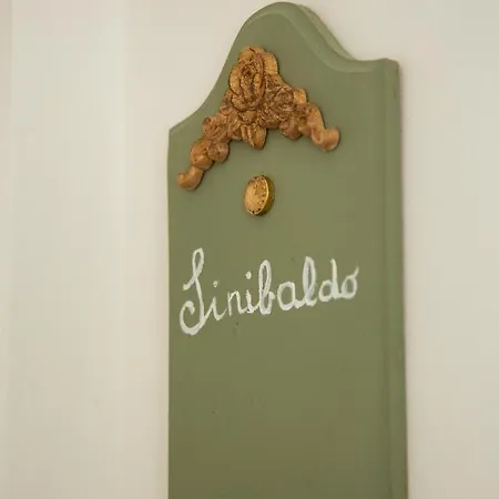 Dimora Sinibaldi Bed & Breakfast 4*