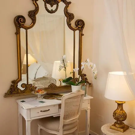 Dimora Sinibaldi Bed & Breakfast